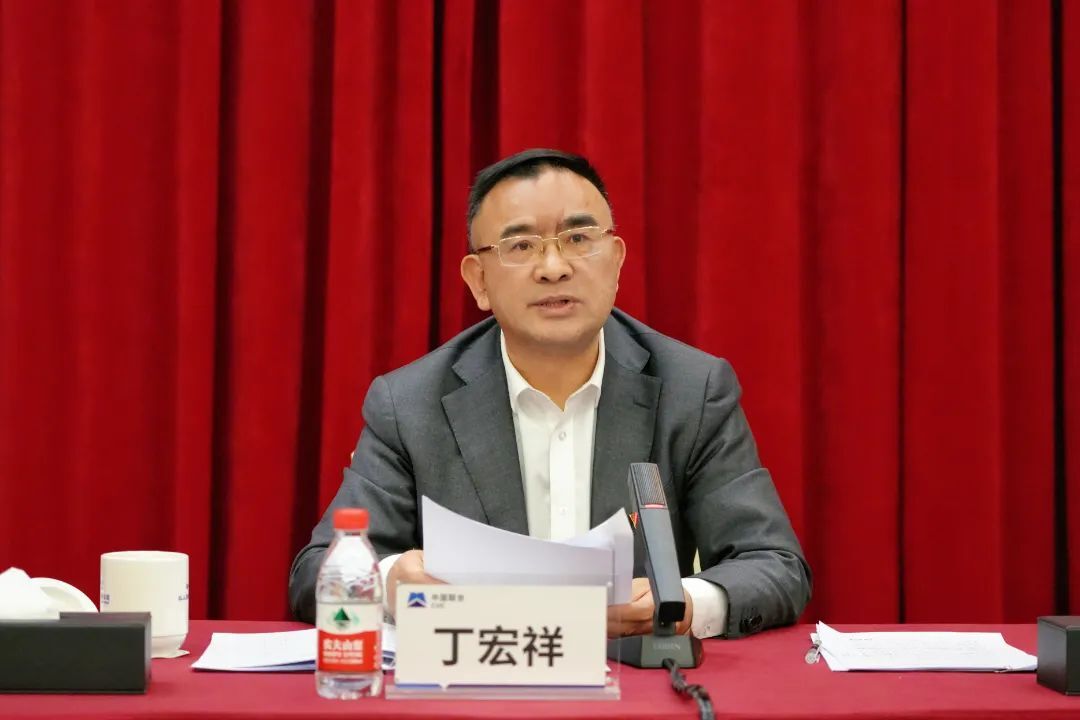 干部大会2.jpg